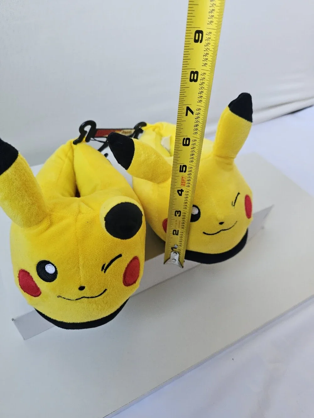Pokémon Ground Up Pikachu 3D Plush Slippers Size 11-12 NWT